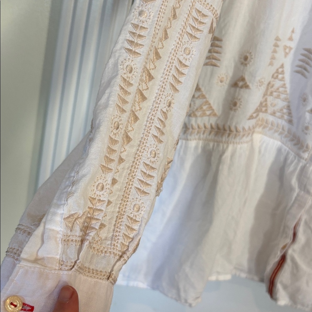 Johnny Was White and Tan Embroidered Shirt - Picture 4 of 8